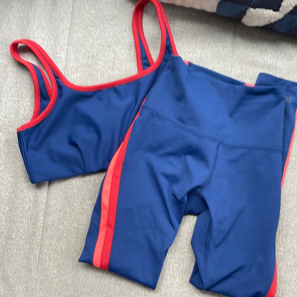 Splits59 set - large top / xs bottom